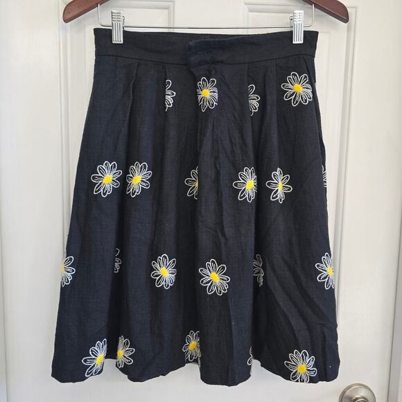 Weill Black Yellow Daisy Embroidered Pleated Skirt Knee Length 6 Viscose Lined - Picture 1 of 7